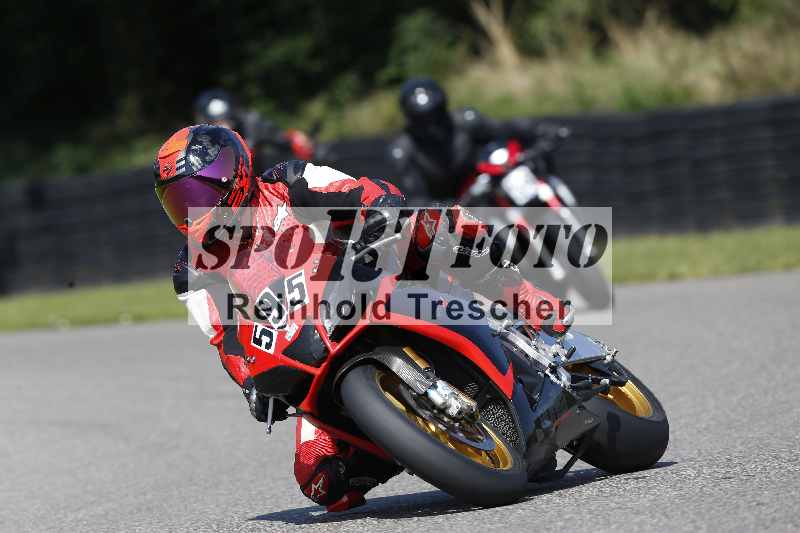 /44 09.08.2025 Plüss Moto Sport ADR/Einsteiger/595